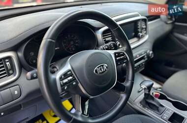 Внедорожник / Кроссовер Kia Sorento 2019 в 