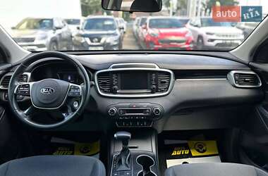 Внедорожник / Кроссовер Kia Sorento 2019 в 