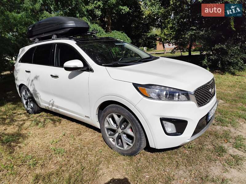 Позашляховик / Кросовер Kia Sorento 2017 в Харкові