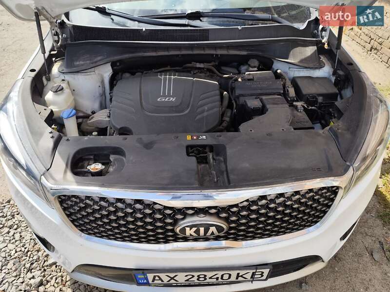Позашляховик / Кросовер Kia Sorento 2017 в Харкові