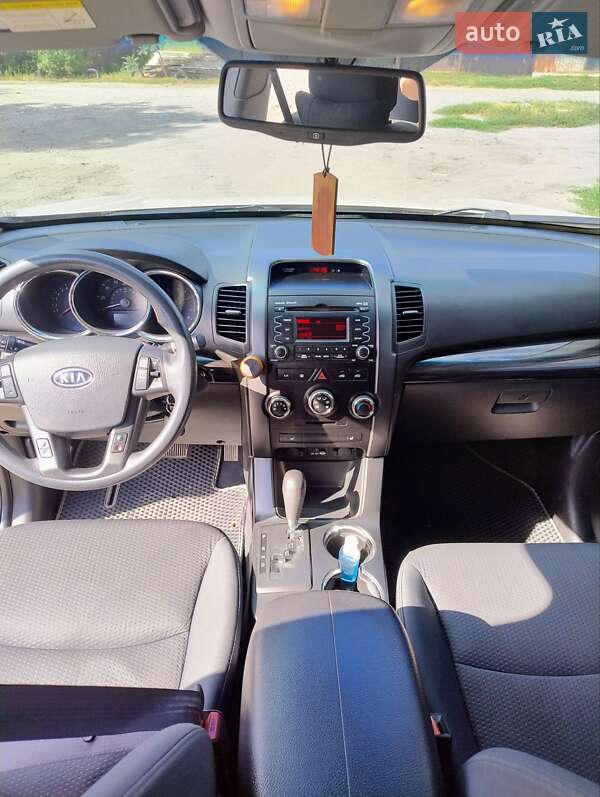 Внедорожник / Кроссовер Kia Sorento 2010 в Ахтырке