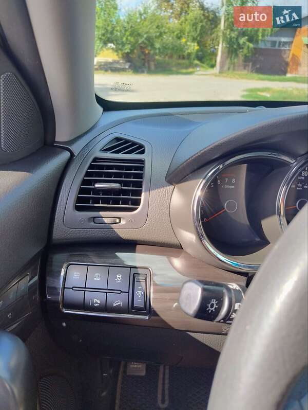 Внедорожник / Кроссовер Kia Sorento 2010 в Ахтырке