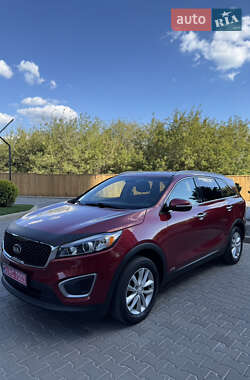 Позашляховик / Кросовер Kia Sorento 2016 в Києві