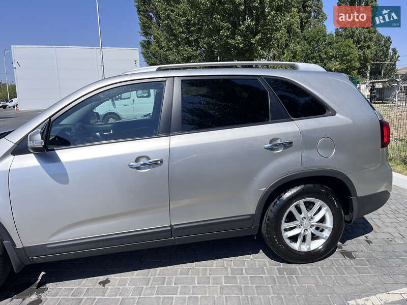 Позашляховик / Кросовер Kia Sorento 2014 в Одесі
