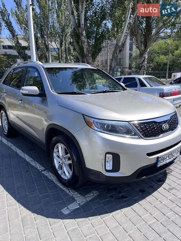 Позашляховик / Кросовер Kia Sorento 2014 в Одесі