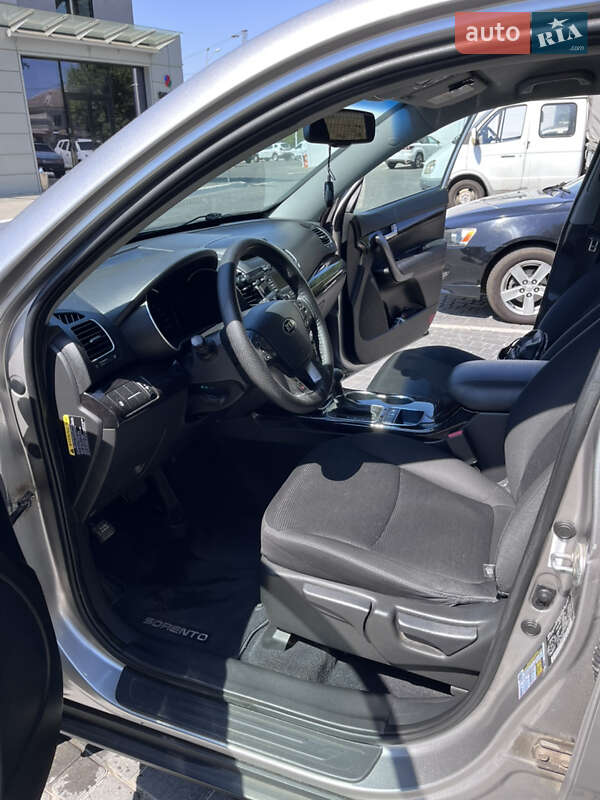 Позашляховик / Кросовер Kia Sorento 2014 в Одесі