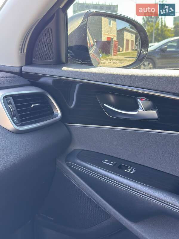 Внедорожник / Кроссовер Kia Sorento 2018 в Стрые