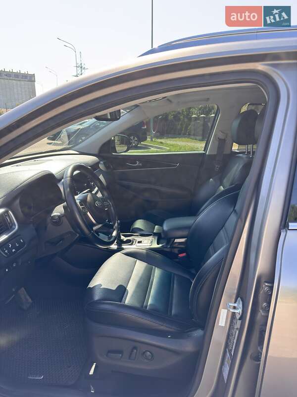 Внедорожник / Кроссовер Kia Sorento 2018 в Стрые