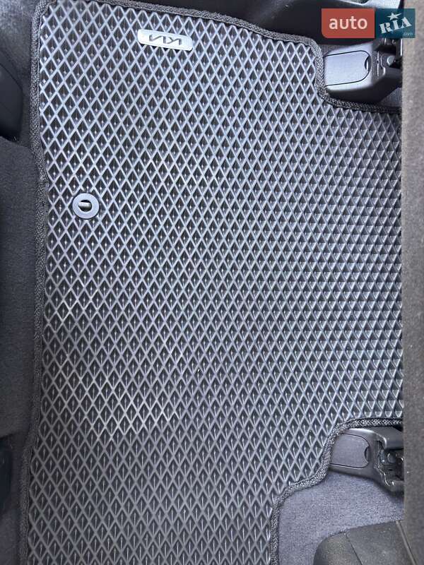 Внедорожник / Кроссовер Kia Sorento 2018 в Стрые