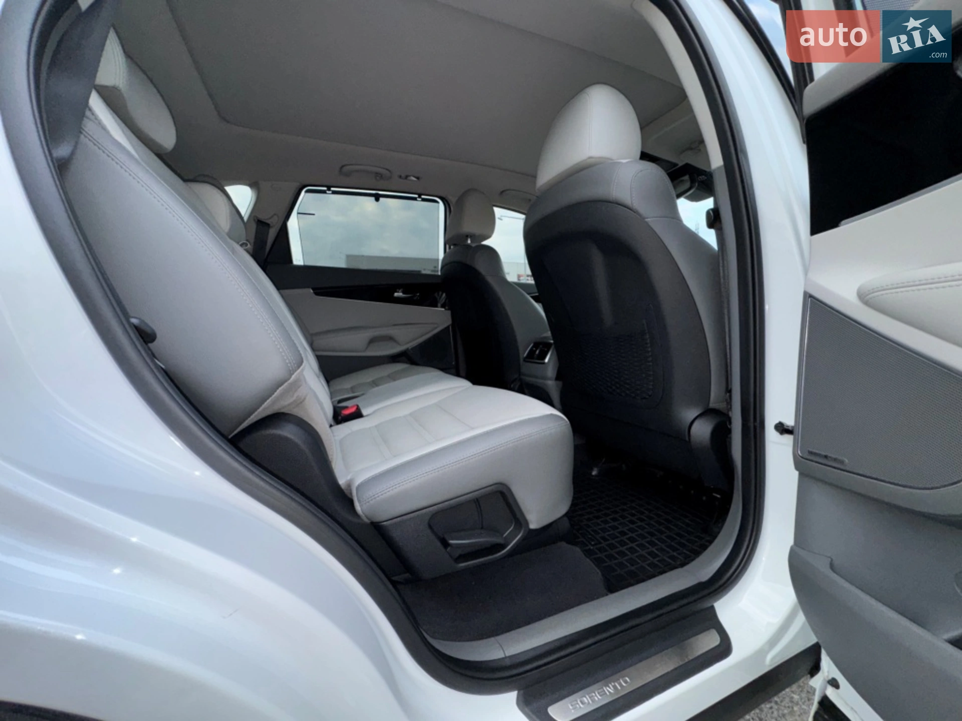 2018 Kia Sorento - мініатюра 77