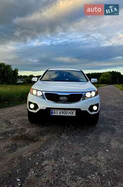 Внедорожник / Кроссовер Kia Sorento 2012 в 