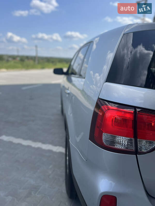 Позашляховик / Кросовер Kia Sorento 2013 в Ірпені