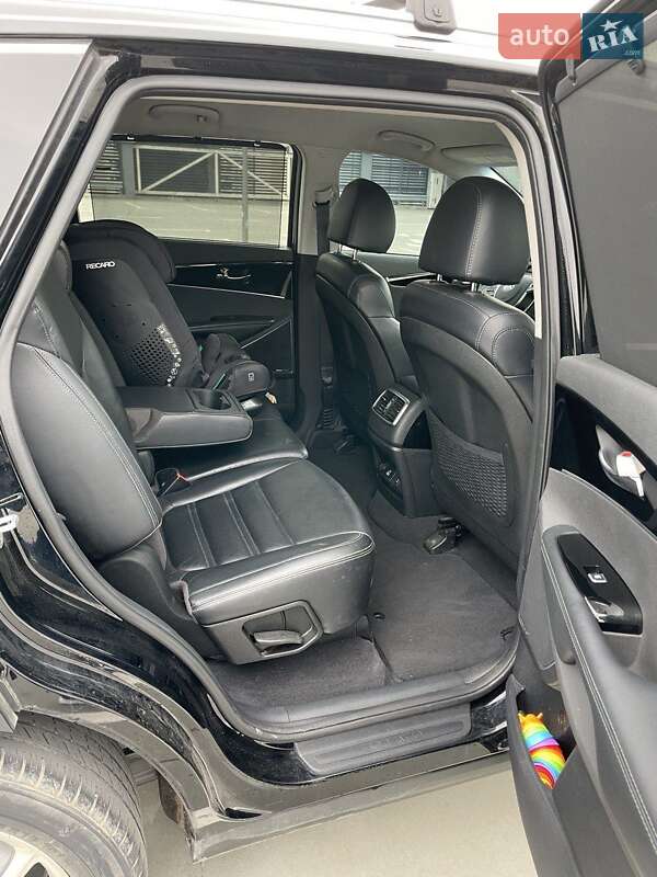 Внедорожник / Кроссовер Kia Sorento 2017 в Киеве фото 36 Внедорожник / Кроссовер Kia Sorento 2017 в Киеве