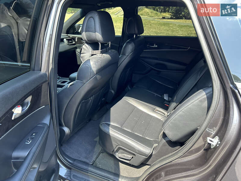 Внедорожник / Кроссовер Kia Sorento 2016 в Кропивницком фото 8 Внедорожник / Кроссовер Kia Sorento 2016 в Кропивницком