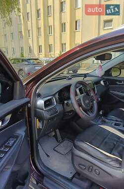 Внедорожник / Кроссовер Kia Sorento 2015 в 