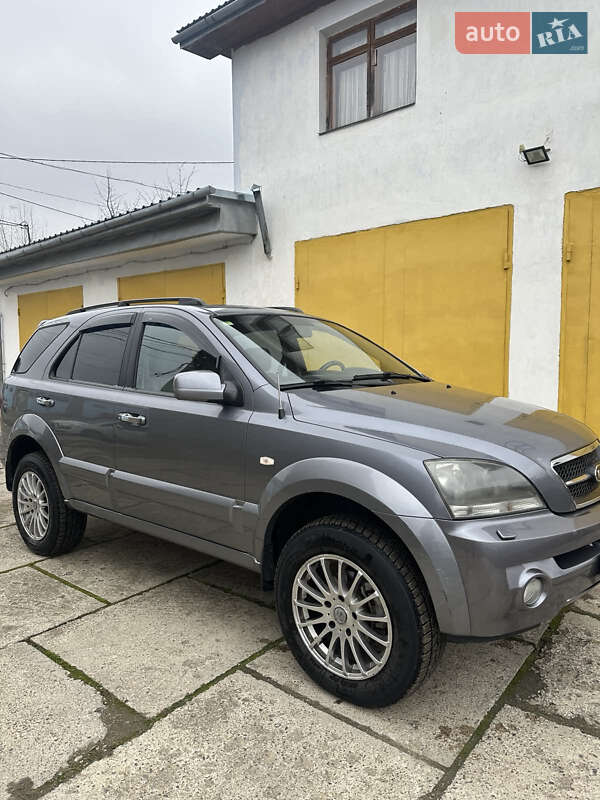 Внедорожник / Кроссовер Kia Sorento 2007 в Черновцах