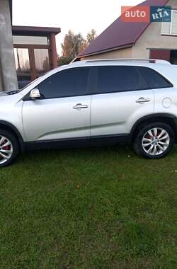 Внедорожник / Кроссовер Kia Sorento 2010 в 