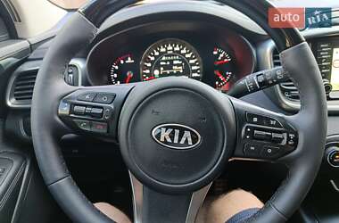 Внедорожник / Кроссовер Kia Sorento 2014 в 