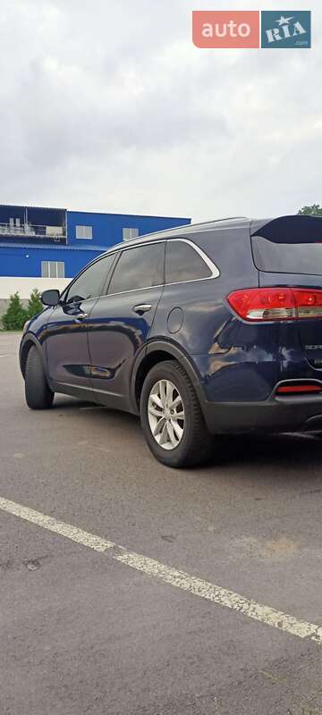 Внедорожник / Кроссовер Kia Sorento 2016 в Хмельнике