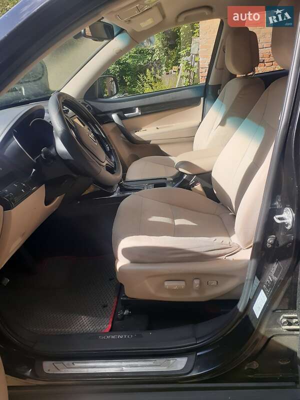 Позашляховик / Кросовер Kia Sorento 2012 в Ніжині