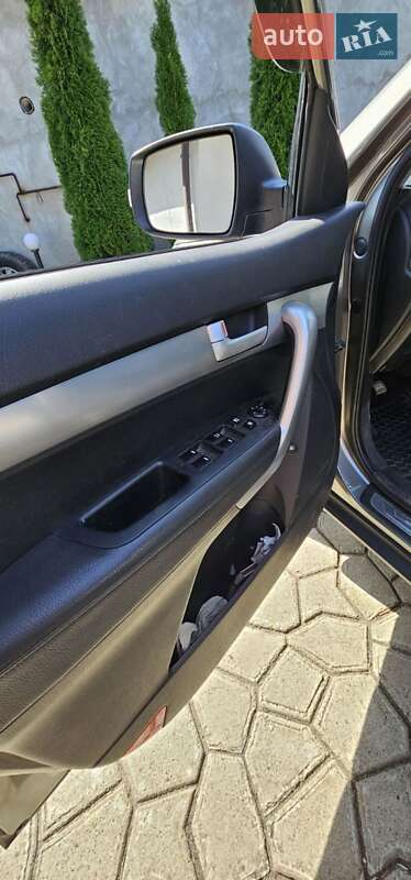 Позашляховик / Кросовер Kia Sorento 2012 в Береговому