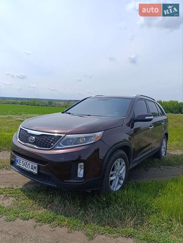 Внедорожник / Кроссовер Kia Sorento 2013 в Царичанке