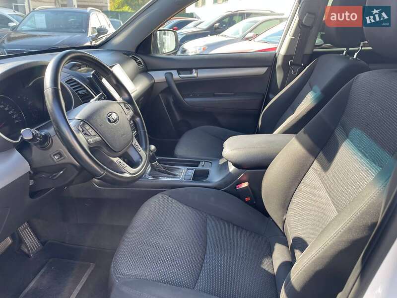 Внедорожник / Кроссовер Kia Sorento 2012 в Одессе