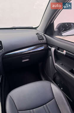 Внедорожник / Кроссовер Kia Sorento 2013 в 