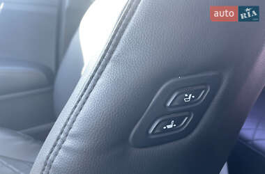 Внедорожник / Кроссовер Kia Sorento 2016 в 