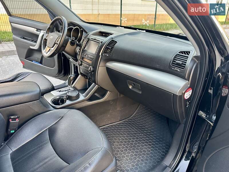 Внедорожник / Кроссовер Kia Sorento 2011 в Львове