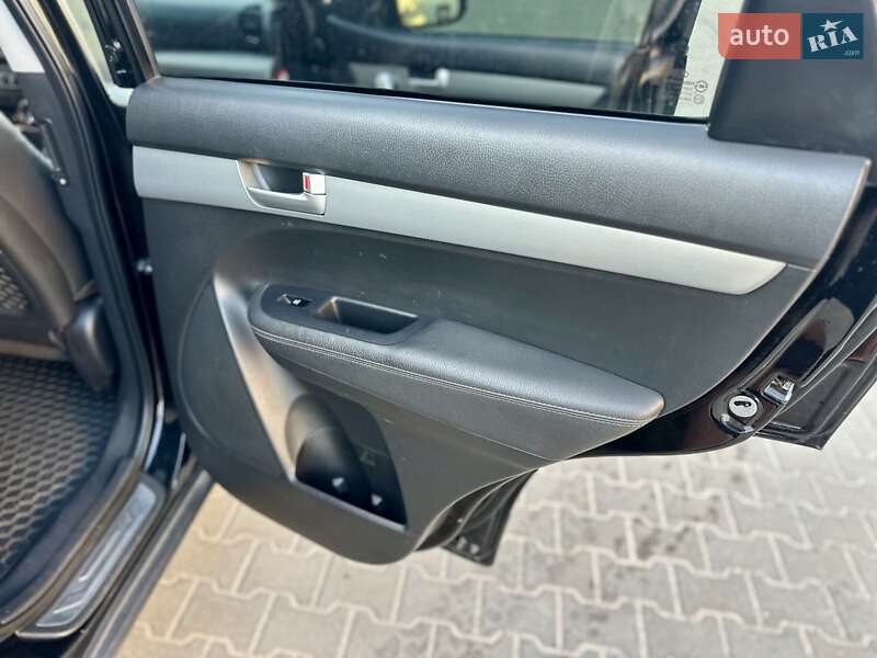 Внедорожник / Кроссовер Kia Sorento 2011 в Львове