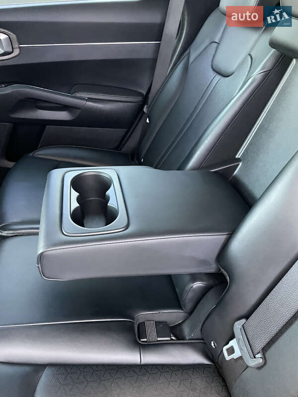 Внедорожник / Кроссовер Kia Sorento 2021 в Киеве