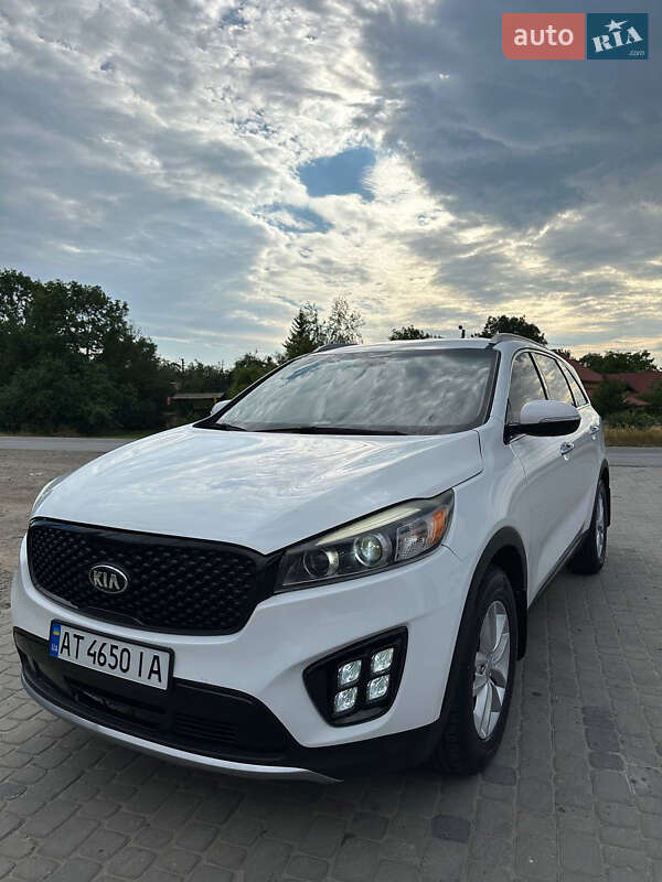 Внедорожник / Кроссовер Kia Sorento 2015 в Ивано-Франковске