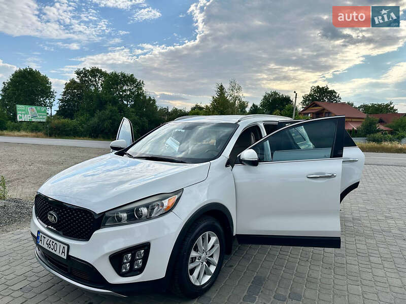 Внедорожник / Кроссовер Kia Sorento 2015 в Ивано-Франковске