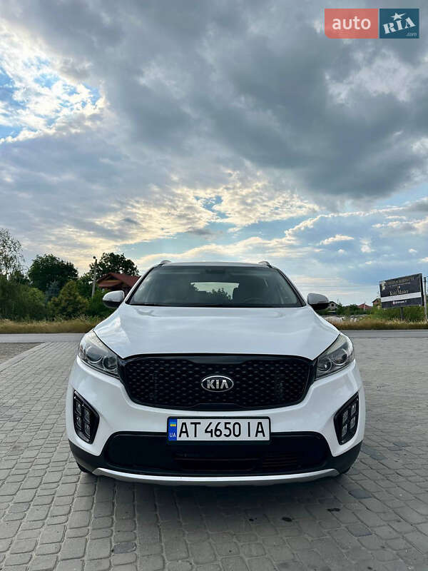 Внедорожник / Кроссовер Kia Sorento 2015 в Ивано-Франковске