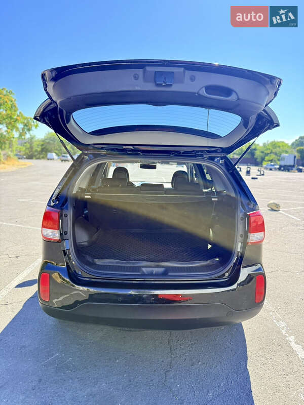 Внедорожник / Кроссовер Kia Sorento 2013 в Одессе