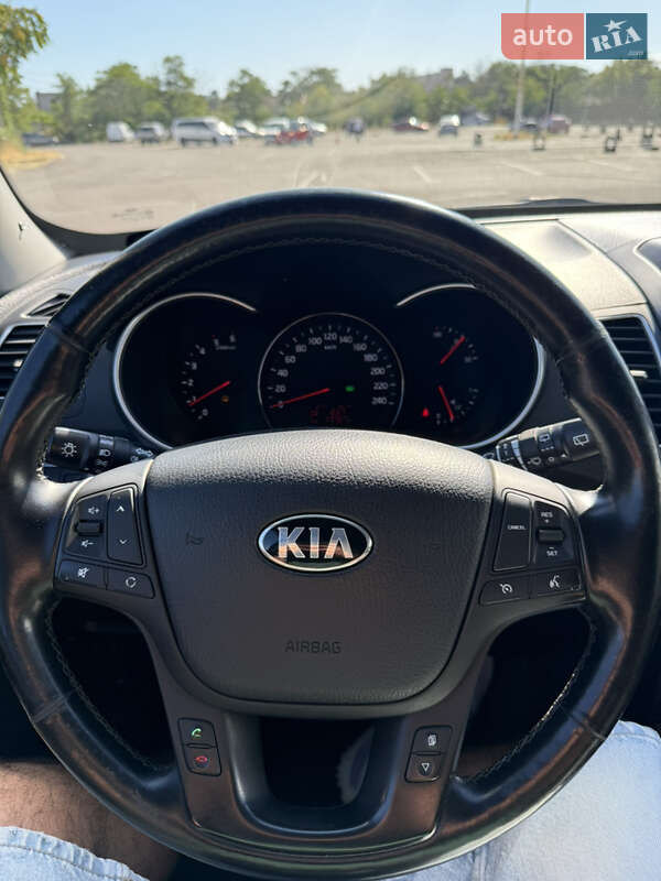 Внедорожник / Кроссовер Kia Sorento 2013 в Одессе
