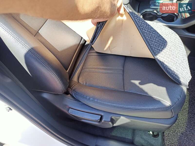 Позашляховик / Кросовер Kia Sorento 2012 в Запоріжжі