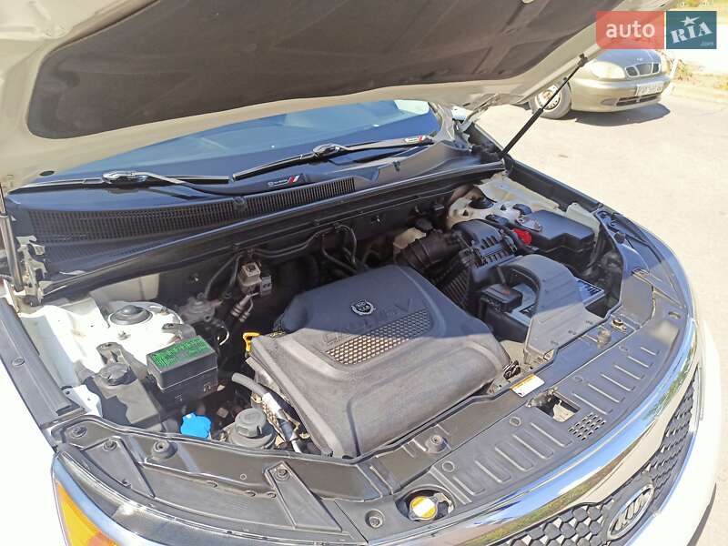 Позашляховик / Кросовер Kia Sorento 2012 в Запоріжжі