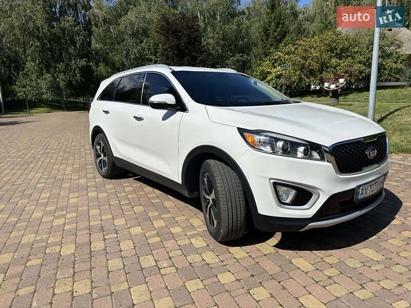 Позашляховик / Кросовер Kia Sorento 2015 в Харкові