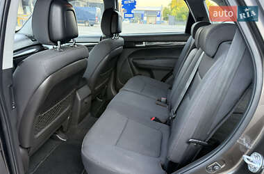 Внедорожник / Кроссовер Kia Sorento 2012 в 