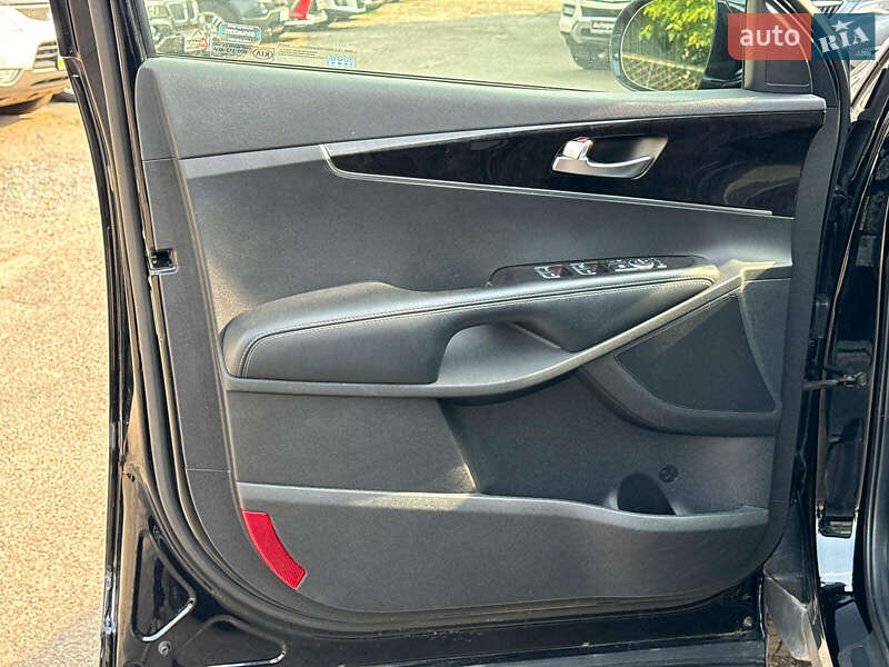 Позашляховик / Кросовер Kia Sorento 2017 в Вінниці фото 15 Позашляховик / Кросовер Kia Sorento 2017 в Вінниці