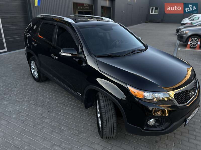 Позашляховик / Кросовер Kia Sorento 2011 в Києві