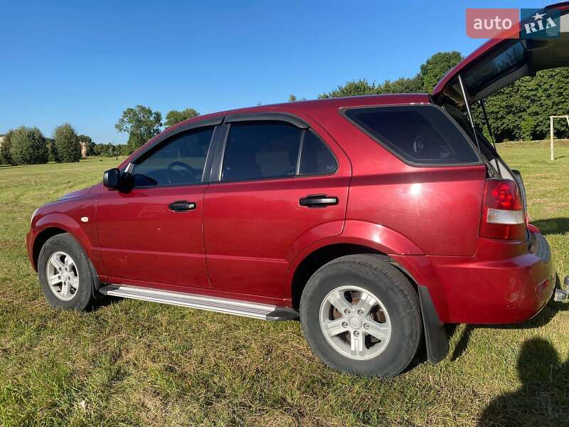 Внедорожник / Кроссовер Kia Sorento 2006 в Изяславе