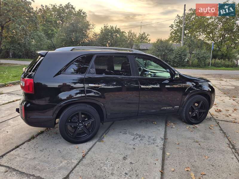 Позашляховик / Кросовер Kia Sorento 2014 в Стрию