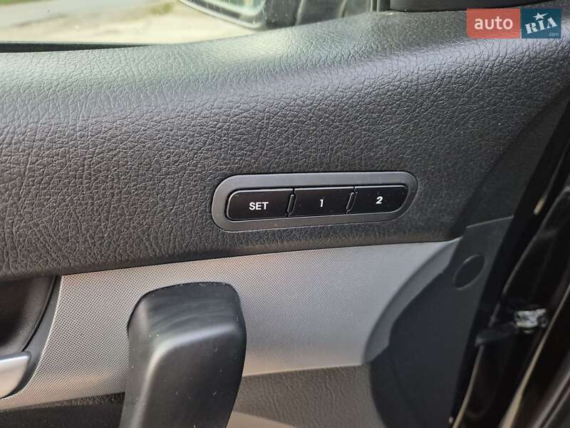 Позашляховик / Кросовер Kia Sorento 2014 в Стрию