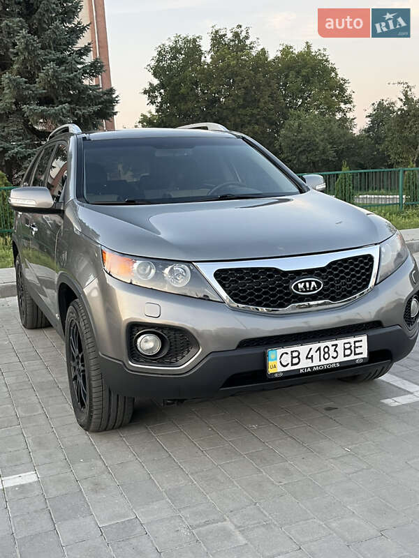 Внедорожник / Кроссовер Kia Sorento 2011 в 