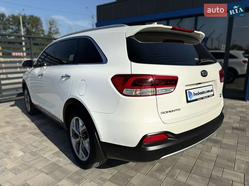 Внедорожник / Кроссовер Kia Sorento 2017 в Ровно фото 11 Внедорожник / Кроссовер Kia Sorento 2017 в Ровно