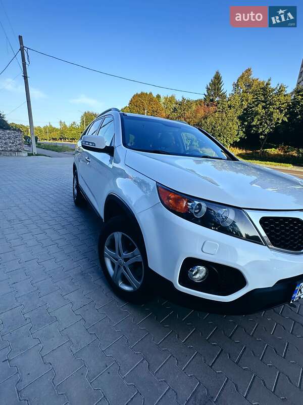 Внедорожник / Кроссовер Kia Sorento 2012 в Ровно