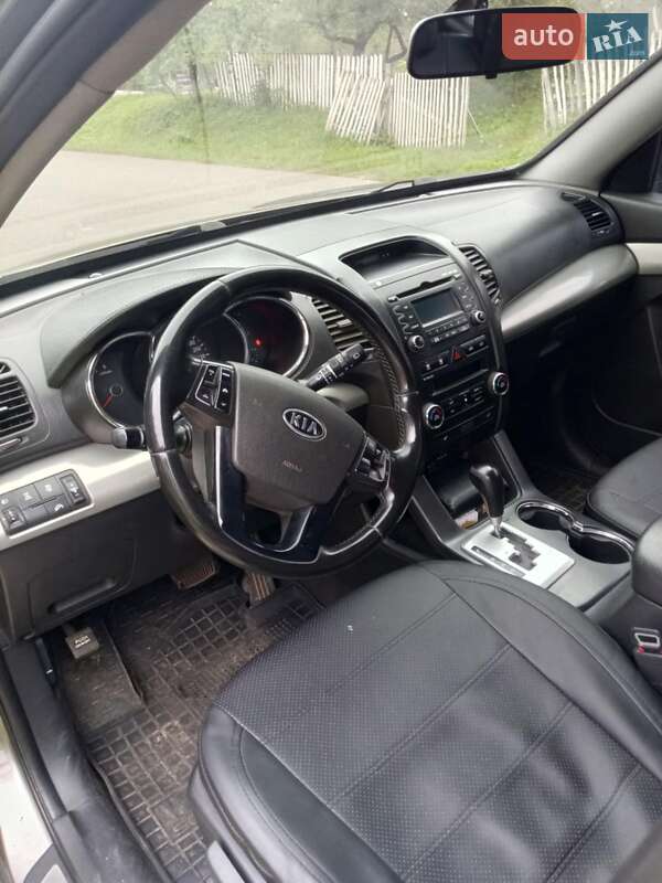 Внедорожник / Кроссовер Kia Sorento 2011 в Старом Самборе фото 11 Внедорожник / Кроссовер Kia Sorento 2011 в Старом Самборе